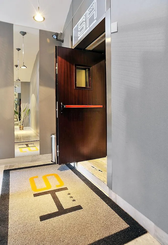 Hotel Scott House Rome 3*,  Italy