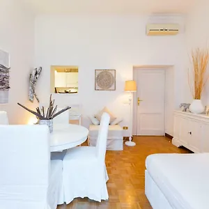 Apartment Spagna Shabby Chic Flat, Rome